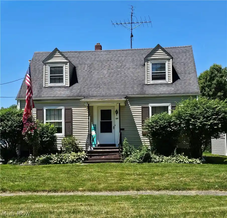 Photo 1 of Single family home for sale at 614 Meadowbrook Ave Se, Warren, OH 44484 | MLS# 5219260 | Listing updated on 2026-10-13