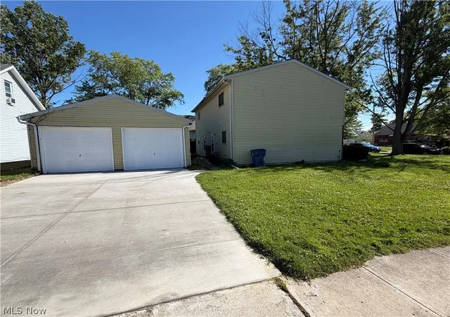 4th image of 2305 2307 Hamilton Ave, Lorain, OH 44052 | MLS# 5219398