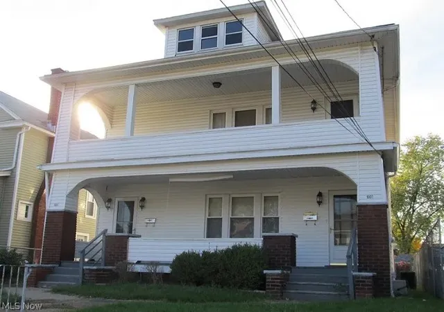 Photo 1 of Sale Pending at 1005 Clarendon Ave Nw, Canton, OH 44708 | MLS# 5219453 | Listing updated on 2026-08-27