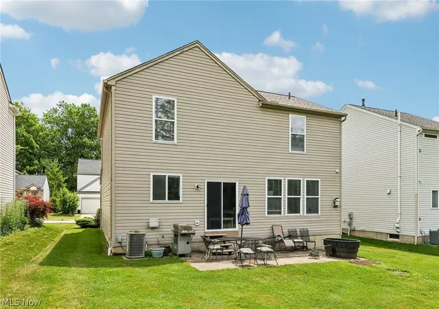 Photo 3 of Sale Pending at 14824 Thornton Dr, North Royalton, OH 44133 | MLS# 5219447 | Listing updated on 2026-09-24