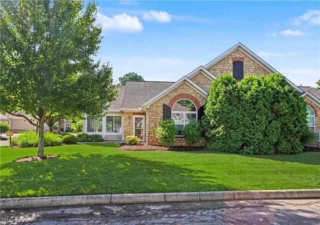 Photo 1 of Sale Pending at 1302 Bridgewater Way N, Mansfield, OH 44906 | MLS# 5219010 | Listing updated on 2026-07-30