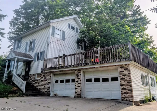Photo 3 of Sale Pending at 848 Springmill St, Mansfield, OH 44906 | MLS# 5218946 | Listing updated on 2026-08-31