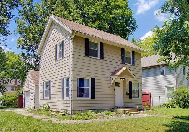 1st image of 754 Hayden Ave, Akron, OH 44320 | MLS# 5219608