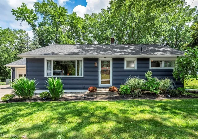Homes for sale in North Canton, OH | 4717 Shriver Rd, North Canton, OH 44720 | MLS# 5218970