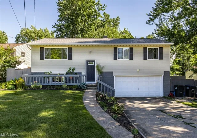 Homes for sale in Brunswick, OH | 4560 Center Rd, Brunswick, OH 44212 | MLS# 5218906
