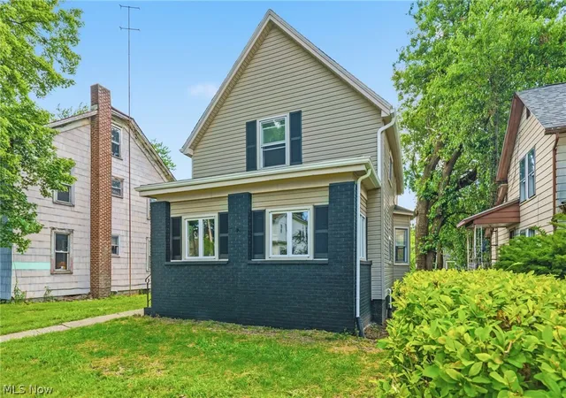 2nd image of 440 S Freedom Ave, Alliance, OH 44601 | MLS# 5218579