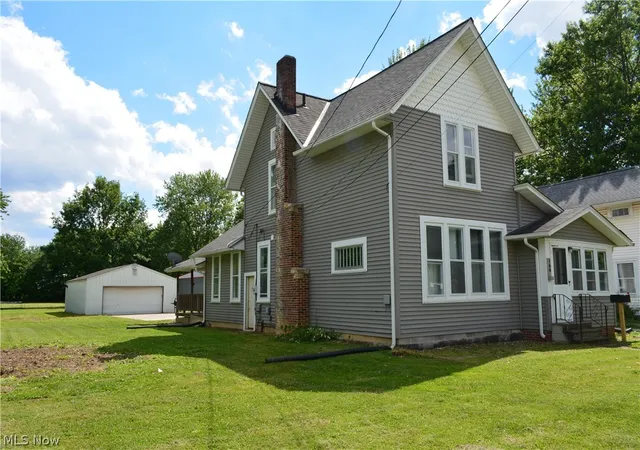 Photo 2 of Single family home for sale at 166 E Main St, New London, OH 44851 | MLS# 5219689 | Listing updated on 2026-07-16