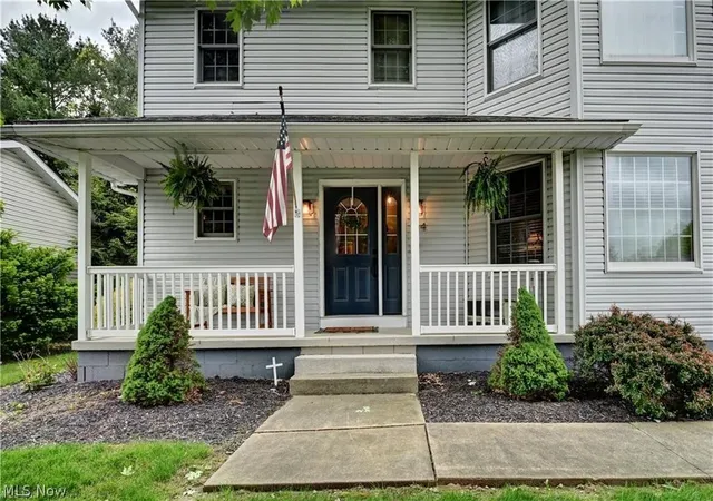 Homes for sale in Dover, OH | 104 Pinedale Dr, Dover, OH 44622 | MLS# 5218915