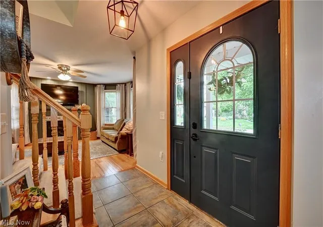 Homes for sale in Dover, OH | 104 Pinedale Dr, Dover, OH 44622 | MLS# 5218915