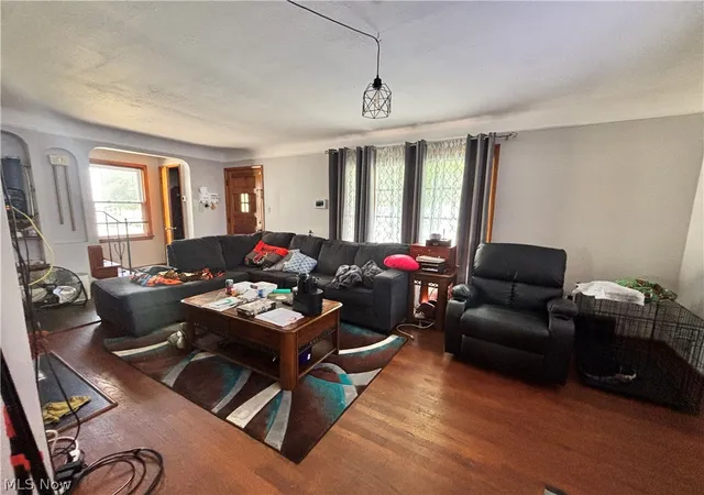 4th image of 24201 Yosemite Dr, Euclid, OH 44117 | MLS# 5219492