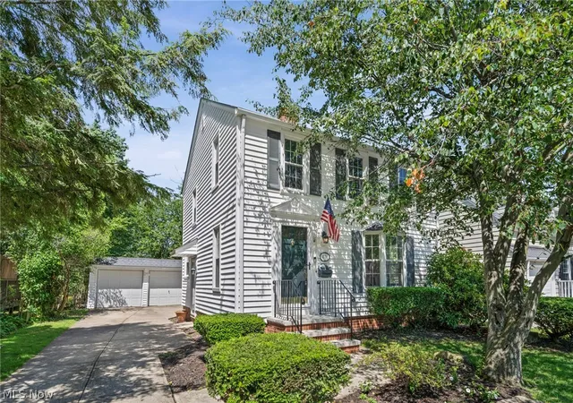1st image of 444 Canterbury Rd, Bay Village, OH 44140 | MLS# 5215218