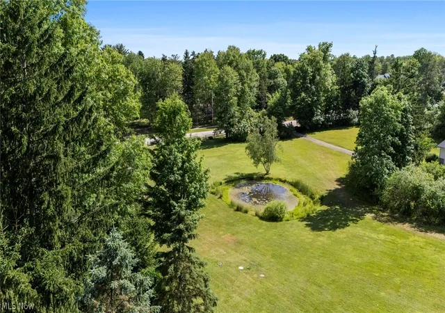 Photo 4 of Single family home for sale at 34995 Miles Rd, Chagrin Falls, OH 44022 | MLS# 5218842 | Listing updated on 2026-08-02