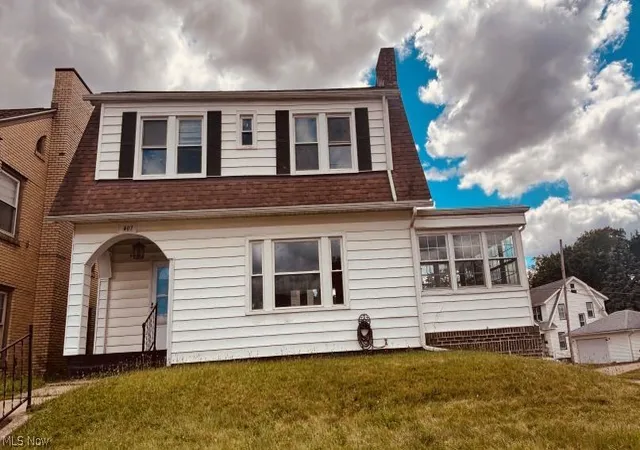 Homes for sale in Massillon, OH | 407 Korman Ave Ne, Massillon, OH 44646 | MLS# 5219577