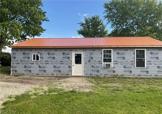 Homes for sale in New Lexington, OH | 5695 County Rd 11, New Lexington, OH 43764 | MLS# 5219731