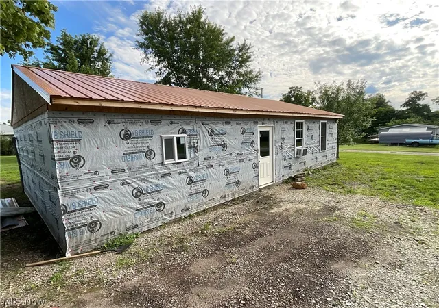 Homes for sale in New Lexington, OH | 5695 County Rd 11, New Lexington, OH 43764 | MLS# 5219731