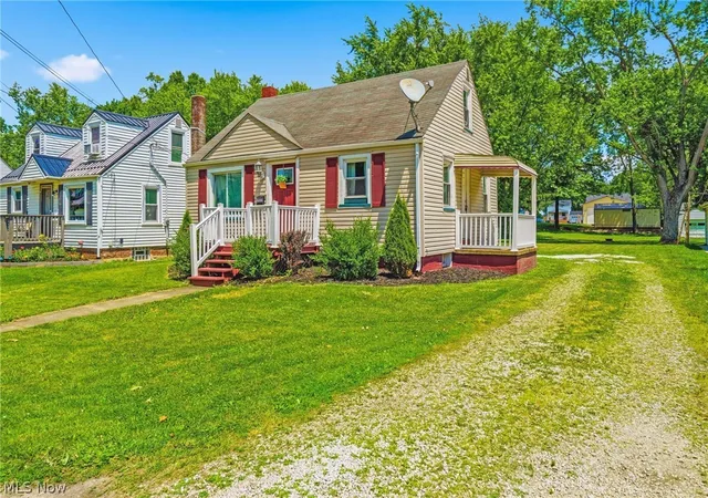 Homes for sale in Massillon, OH | 222 Genoa Ave Sw, Massillon, OH 44646 | MLS# 5219522
