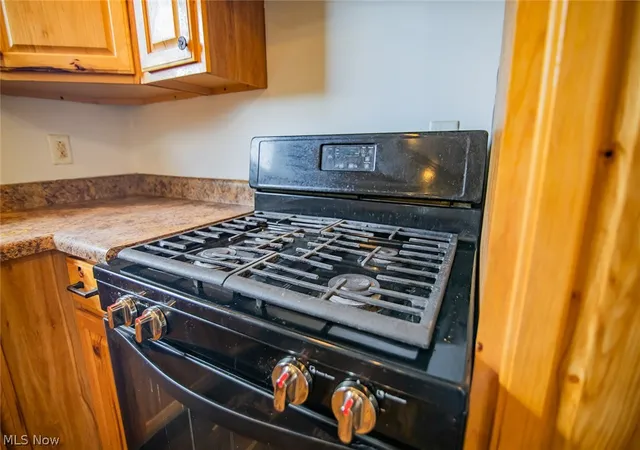 3rd image of 43 Thorn St, Parkersburg, WV 26101 | MLS# 5217144