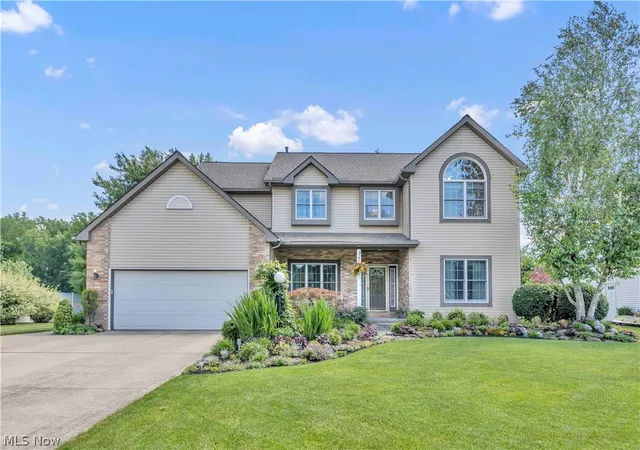 Homes for sale in North Ridgeville, OH | 34897 Shawn Dr, North Ridgeville, OH 44039 | MLS# 5219645