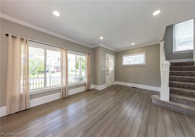 Homes for sale in Lakewood, OH | 1614 Robinwood Ave, Lakewood, OH 44107 | MLS# 5219708