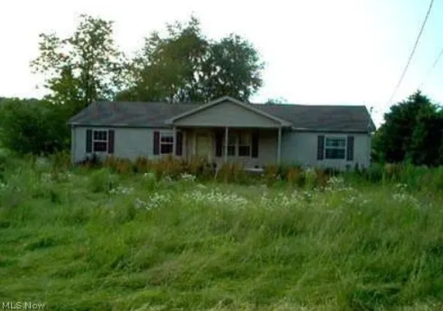 1st image of 9863 Mapleton St Se, East Canton, OH 44730 | MLS# 5219800