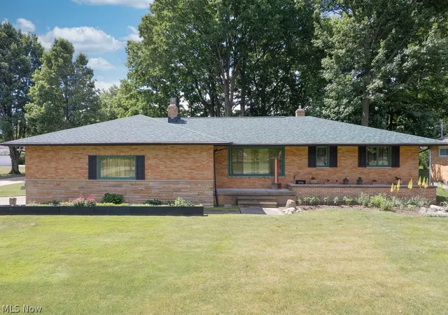 1st image of 1896 Dunellon Dr, Lyndhurst, OH 44124 | MLS# 5219679