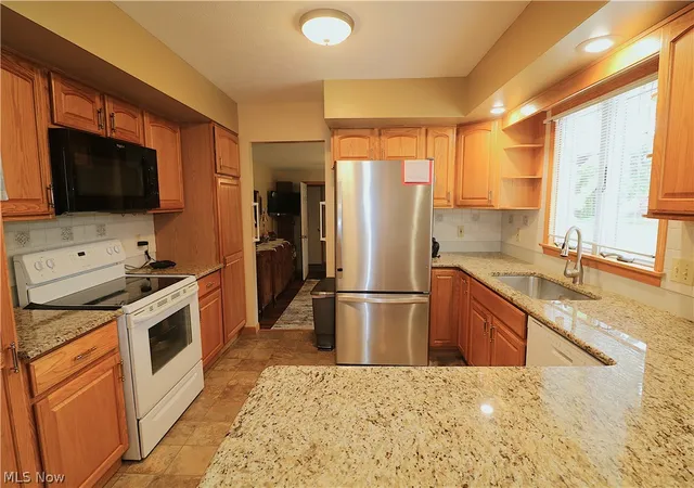 Homes for sale in Norwalk, OH | 49 Executive Dr, Norwalk, OH 44857 | MLS# 5219193