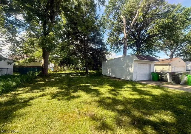 5th image of 26470 Zeman Ave, Euclid, OH 44132 | MLS# 5219863