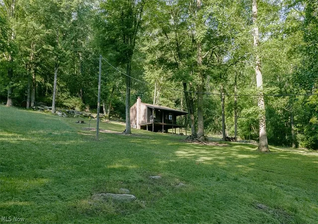 Homes for sale in Coshocton, OH | 20510 County Road 6, Coshocton, OH 43812 | MLS# 5219910