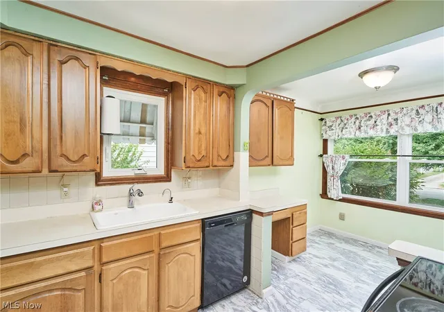 Photo 3 of Single family home for sale at 6876 Greenleaf Ave, Cleveland, OH 44130 | MLS# 5217899 | Listing updated on 2026-09-17
