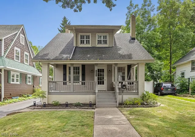 Homes for sale in Alliance, OH | 1052 Parkside Dr, Alliance, OH 44601 | MLS# 5219880