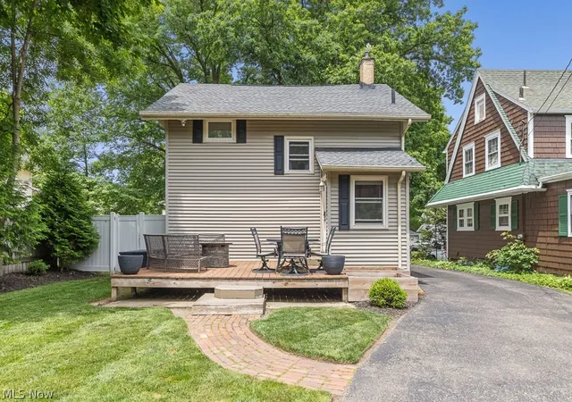 Homes for sale in Alliance, OH | 1052 Parkside Dr, Alliance, OH 44601 | MLS# 5219880