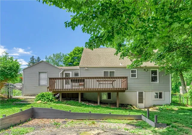 3rd image of 1435 Slagle Dr, Akron, OH 44312 | MLS# 5219380