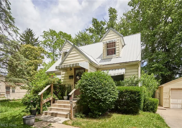 1st image of 157 29th St Nw, Barberton, OH 44203 | MLS# 5219916