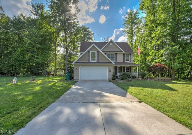 3rd image of 2157 Flame Lake Dr, Roaming Shores, OH 44084 | MLS# 5219087