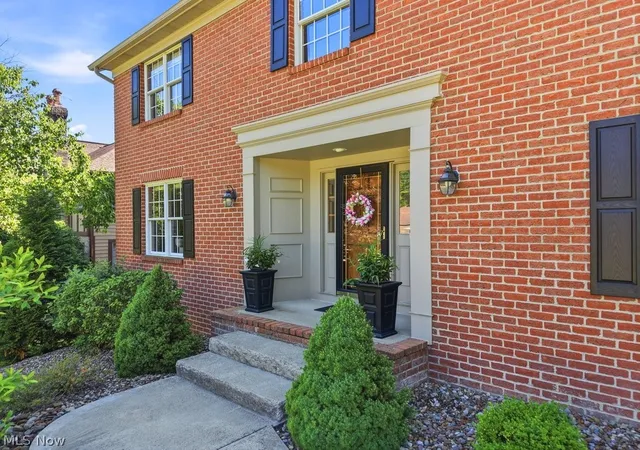 Homes for sale in Uniontown, OH | 3575 Avanti Ln, Uniontown, OH 44685 | MLS# 5218968