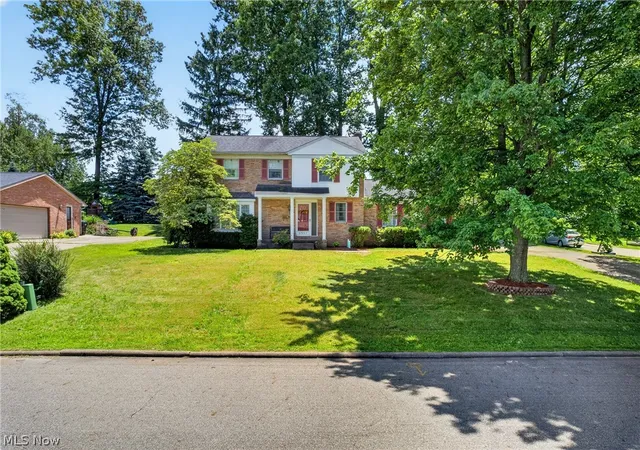 Homes for sale in Massillon, OH | 2537 Dogwood Dr Ne, Massillon, OH 44646 | MLS# 5219245