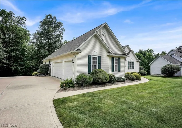 2nd image of 2924 Robert Gary Ct, Medina, OH 44256 | MLS# 5219721
