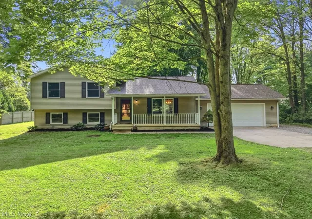 Homes for sale in Wadsworth, OH | 7165 Northview Dr, Wadsworth, OH 44281 | MLS# 5198854