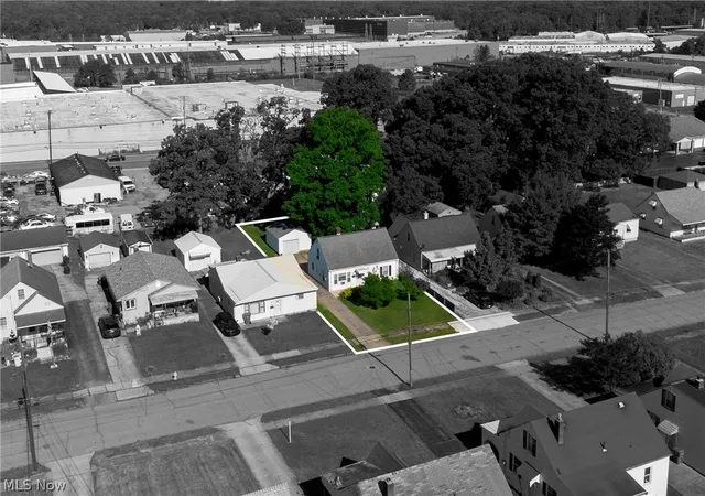 Photo 3 of Sale Pending at 434 Winchester Ave, Youngstown, OH 44509 | MLS# 5219866 | Listing updated on 2026-07-07
