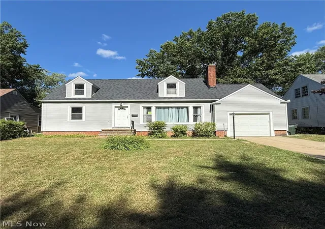 Photo 1 of Single family home for sale at 1707 Rushton Rd, Cleveland, OH 44121 | MLS# 5220134 | Listing updated on 2026-09-19
