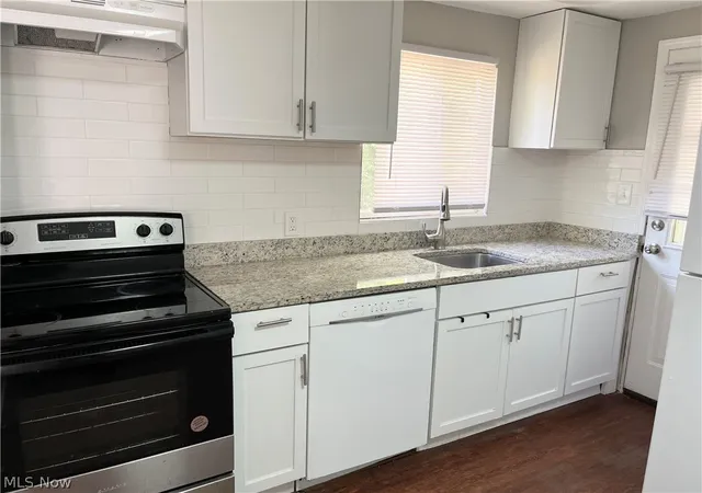 Photo 3 of Single family home for sale at 1707 Rushton Rd, Cleveland, OH 44121 | MLS# 5220134 | Listing updated on 2026-09-19
