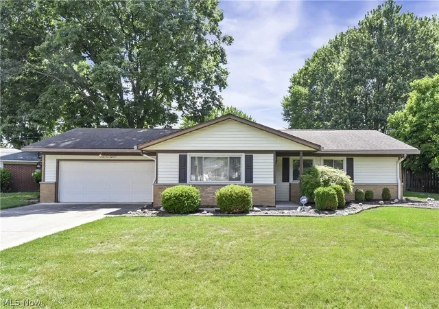 Homes for sale in North Olmsted, OH | 6518 Maplehurst Rd, North Olmsted, OH 44070 | MLS# 5219216
