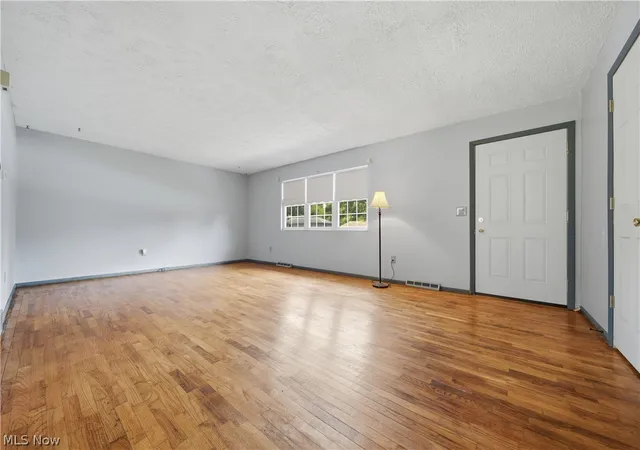 Homes for sale in Massillon, OH | 1819 Stonehenge Ave Nw, Massillon, OH 44646 | MLS# 5218605