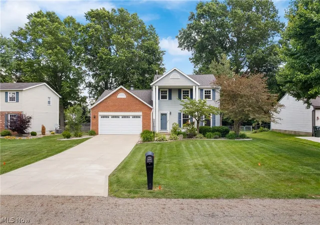 Homes for sale in North Canton, OH | 7888 Fox Run Ave Nw, North Canton, OH 44720 | MLS# 5219107