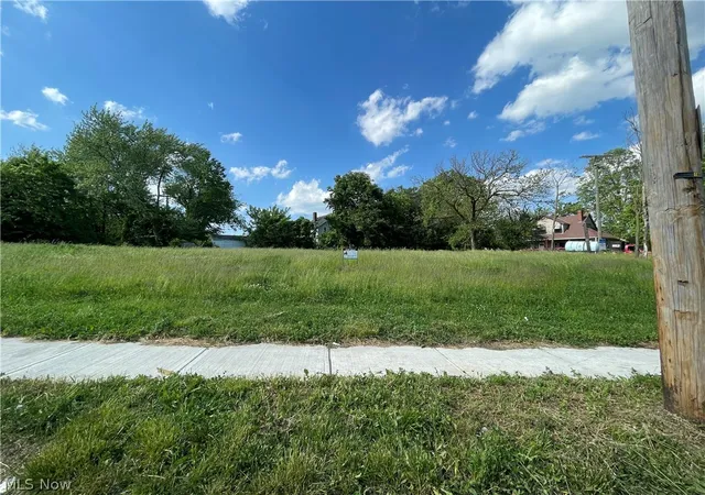 2nd image of 14801 Woodworth Rd, Cleveland, OH 44112 | MLS# 5209583