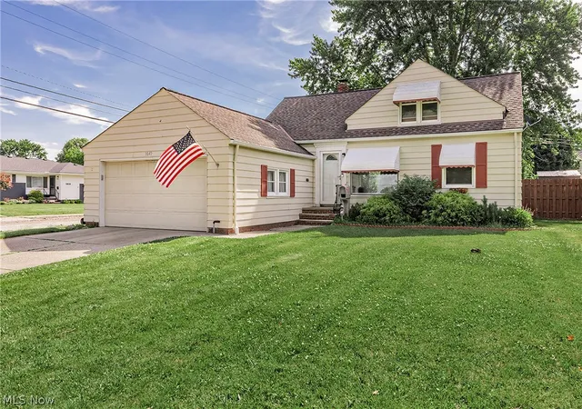 Homes for sale in Mayfield Heights, OH | 1649 Gilbert Dr, Mayfield Heights, OH 44124 | MLS# 5219360