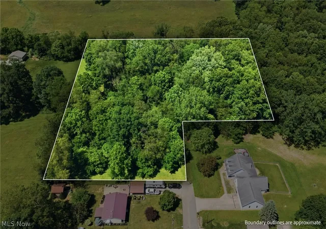 Homes for sale in Loudonville, OH | 0 Snyder Dr, Loudonville, OH 44842 | MLS# 5220172