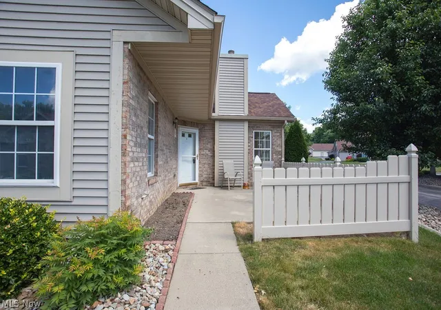 5th image of 695 E Western Reserve Rd, Poland, OH 44514 | MLS# 5219688