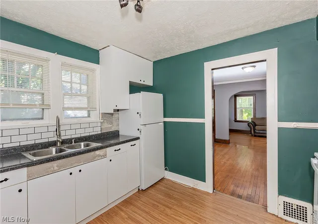 Homes for sale in Shaker Heights, OH | 3571 Strathavon Rd, Shaker Heights, OH 44120 | MLS# 5220063