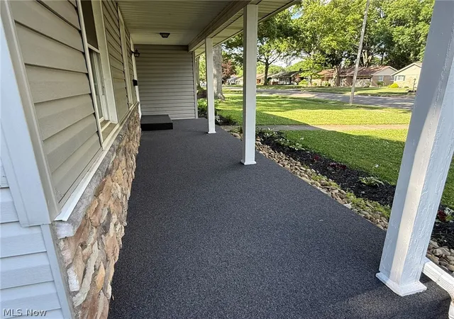 3rd image of 220 Grant St, Dover, OH 44622 | MLS# 5219571